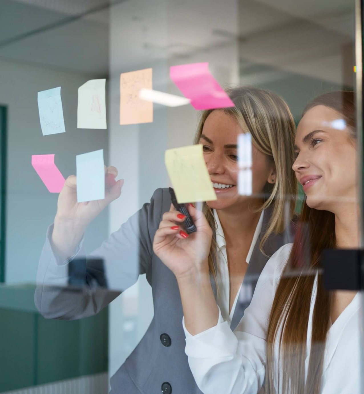 Hive Talent employer value proposition consultant workshopping EVP pillars with a client team